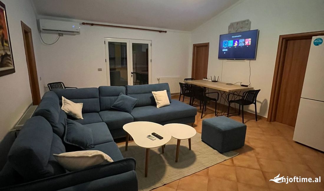 Shtepi ne shitje Apartament ne Durres, 2+1, Mobilimi E mobiluar, Pagesa 150,000  Euro.