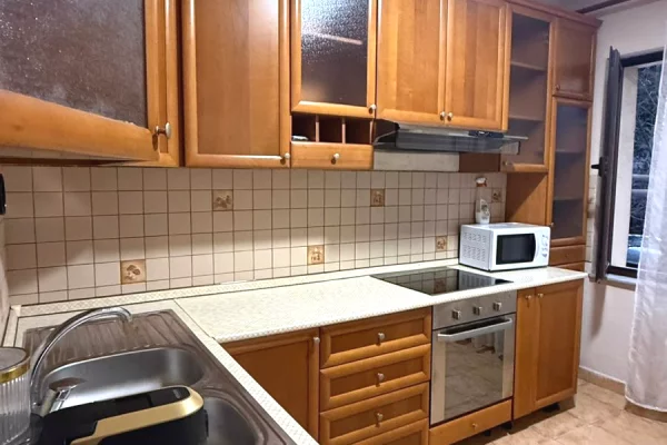 Appartamento in affitto a Tirana 2+1, Arredato