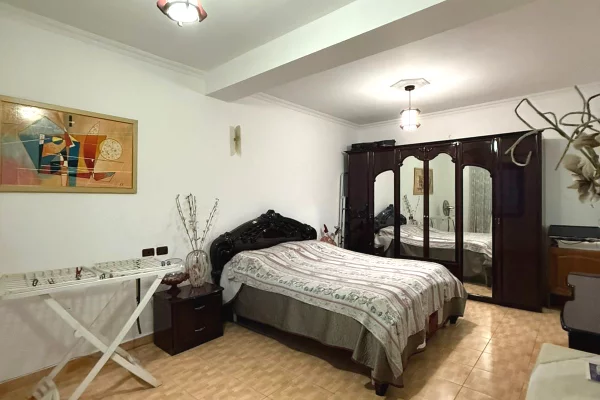 Appartamento in affitto a Tirana 2+1, Arredato