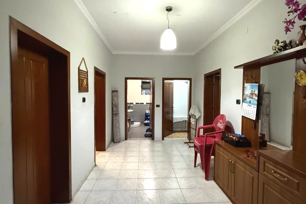 Appartamento in affitto a Tirana 2+1, Arredato