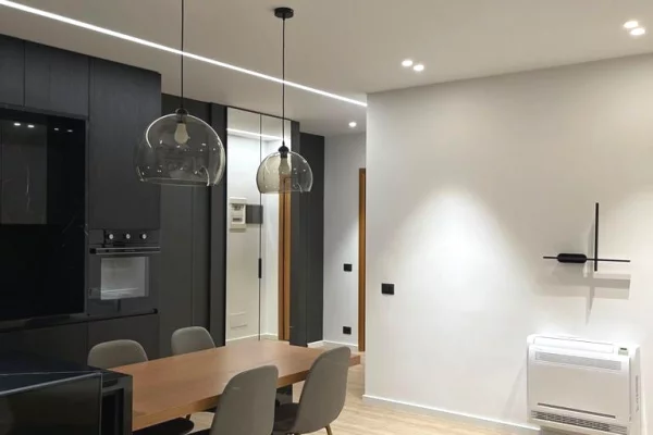 Appartamento in affitto a Tirana 2+1, Arredato