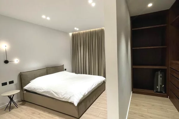 Appartamento in affitto a Tirana 2+1, Arredato