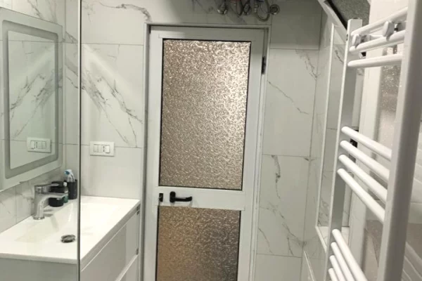 Appartamento in affitto a Tirana 1+1, Arredato