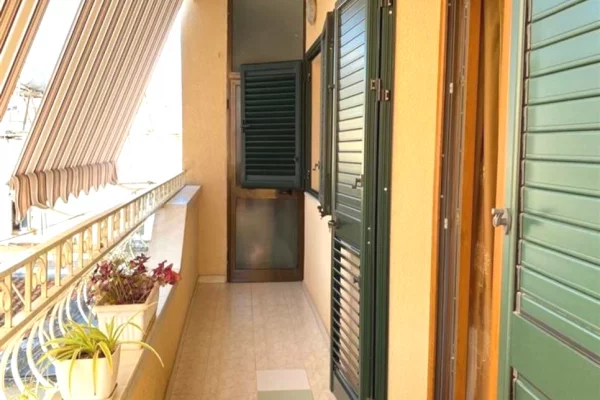 Shtepi ne shitje Apartament ne Tirane, 3+1, Mobilimi E mobiluar, Pagesa 205,000  Euro.