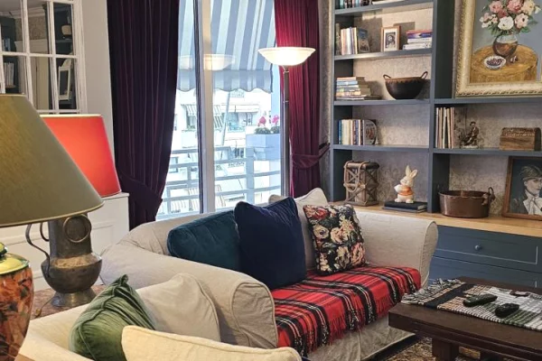 Shtepi ne shitje Apartament ne Tirane, 2+1, Mobilimi E mobiluar, Pagesa 650,000  Euro.