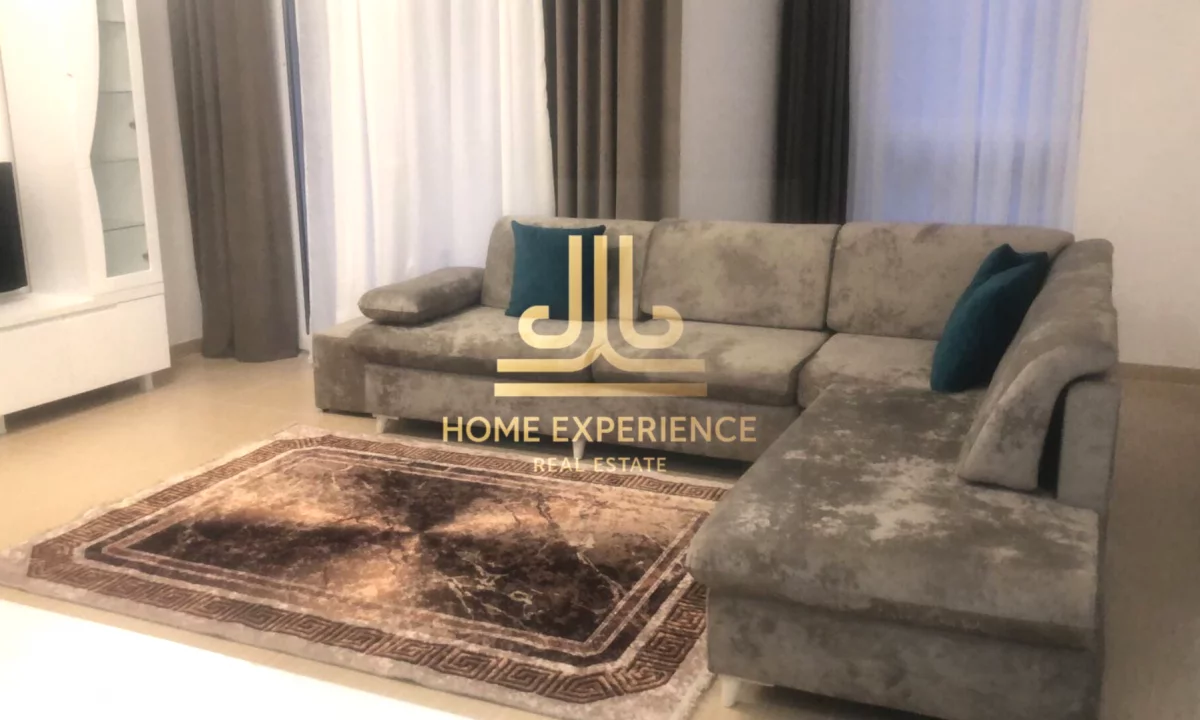 Appartamento in affitto a Tirana 2+1, Arredato