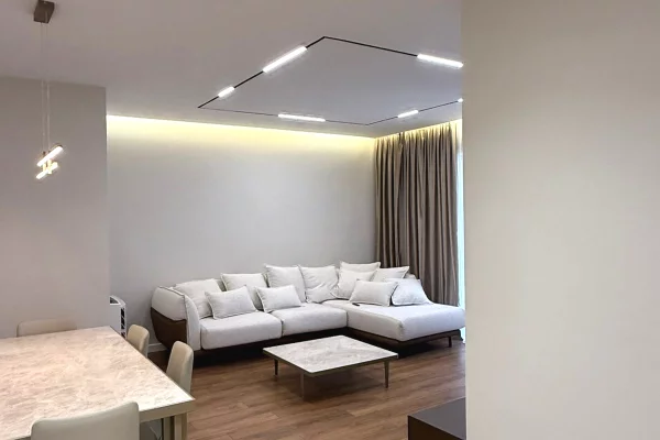 Duplex (casa a 2 piani) in affitto a Tirana 2+1, Arredato