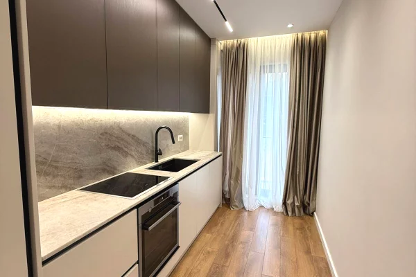 Duplex (casa a 2 piani) in affitto a Tirana 2+1, Arredato