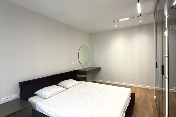 Duplex (casa a 2 piani) in affitto a Tirana 2+1, Arredato