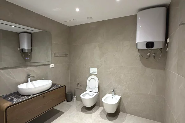 Duplex (casa a 2 piani) in affitto a Tirana 2+1, Arredato