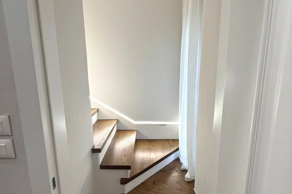 Duplex (casa a 2 piani) in affitto a Tirana 2+1, Arredato