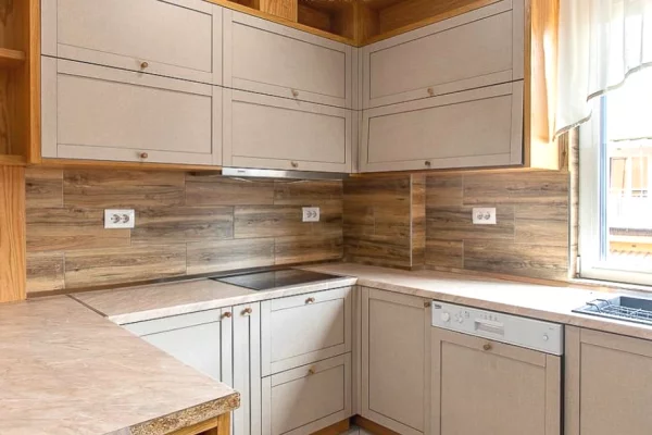 Appartamento in affitto a Tirana 2+1, Arredato