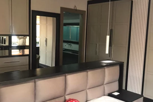 Appartamento in affitto a Tirana 2+1, Arredato