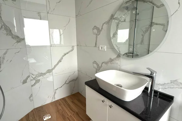 Appartamento in affitto a Tirana 3+1, Arredato