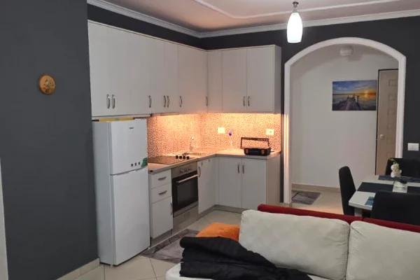 Selit te rrethi Jepet me qira apartament  2+1+2+ 1 post parking