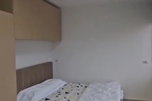 Appartamento in affitto a Tirana 1+1, Arredato