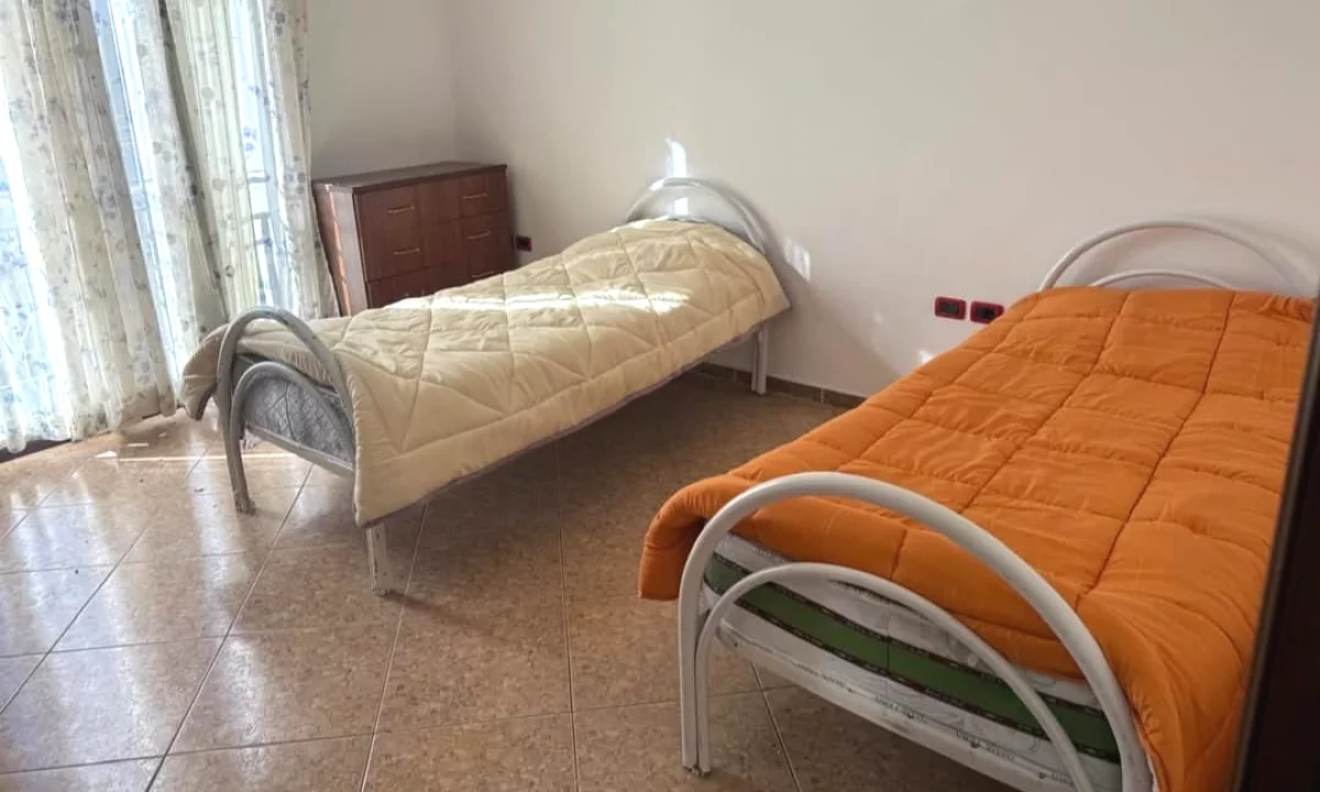 Appartamento in affitto a Tirana 1+1, Arredato