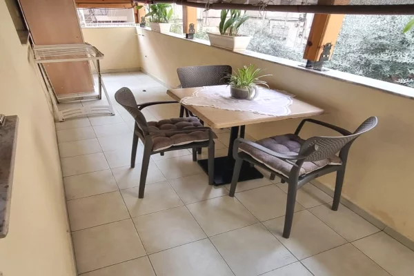 Appartamento in affitto a Tirana 2+1, Arredato