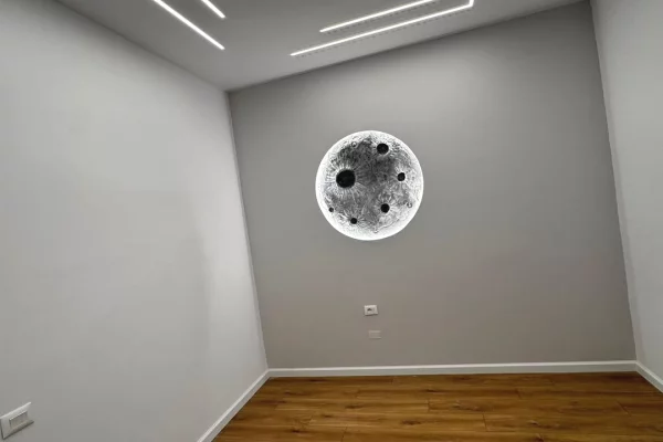 Shtepi ne shitje Apartament ne Tirane, 2+1, Mobilimi E mobiluar, Pagesa 125,000  Euro.