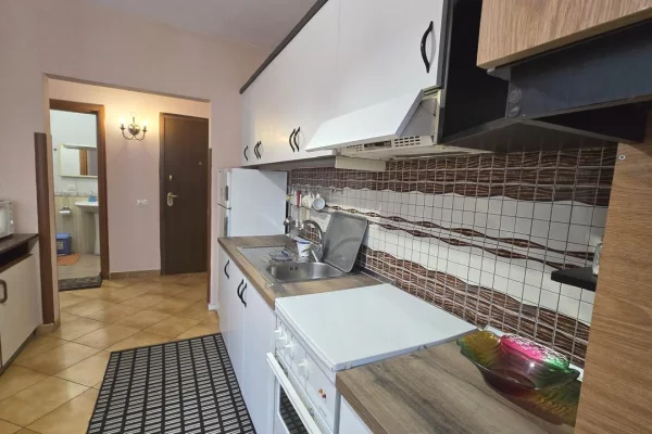 Në qendër të Tiranës – te 9-Katëshet Shitet super apartament