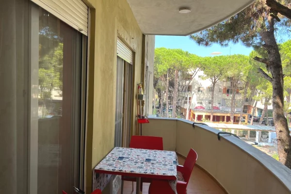 Shtepi ne shitje Apartament ne Durres, 2+1, Mobilimi E mobiluar, Pagesa 150,000  Euro.