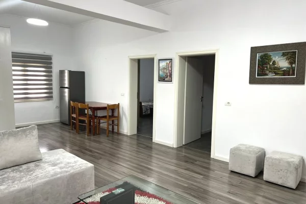 Shtepi me qera Apartament ne Tirane, 2+1, Mobilimi E mobiluar, Pagesa 48,000  Leke.