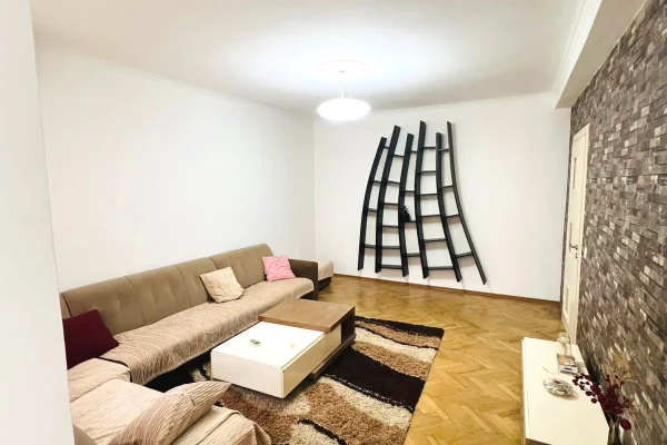 House for Rent 3+1 in Tirana - 600 Euro