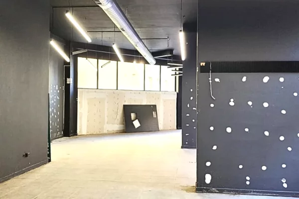 SUPER AMBJENT ME QIRA 📍 Rruga Barrikadave   Kati 0 