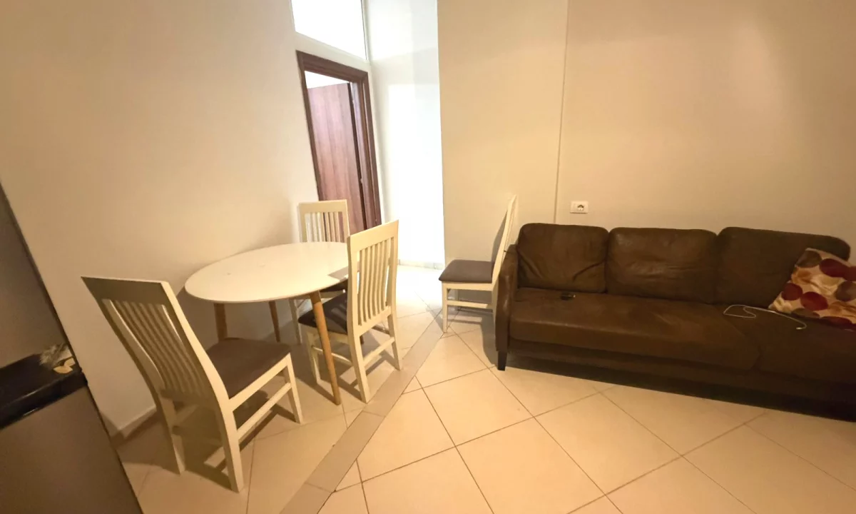 Apartment for rent in Tirana 1+1, Furnished