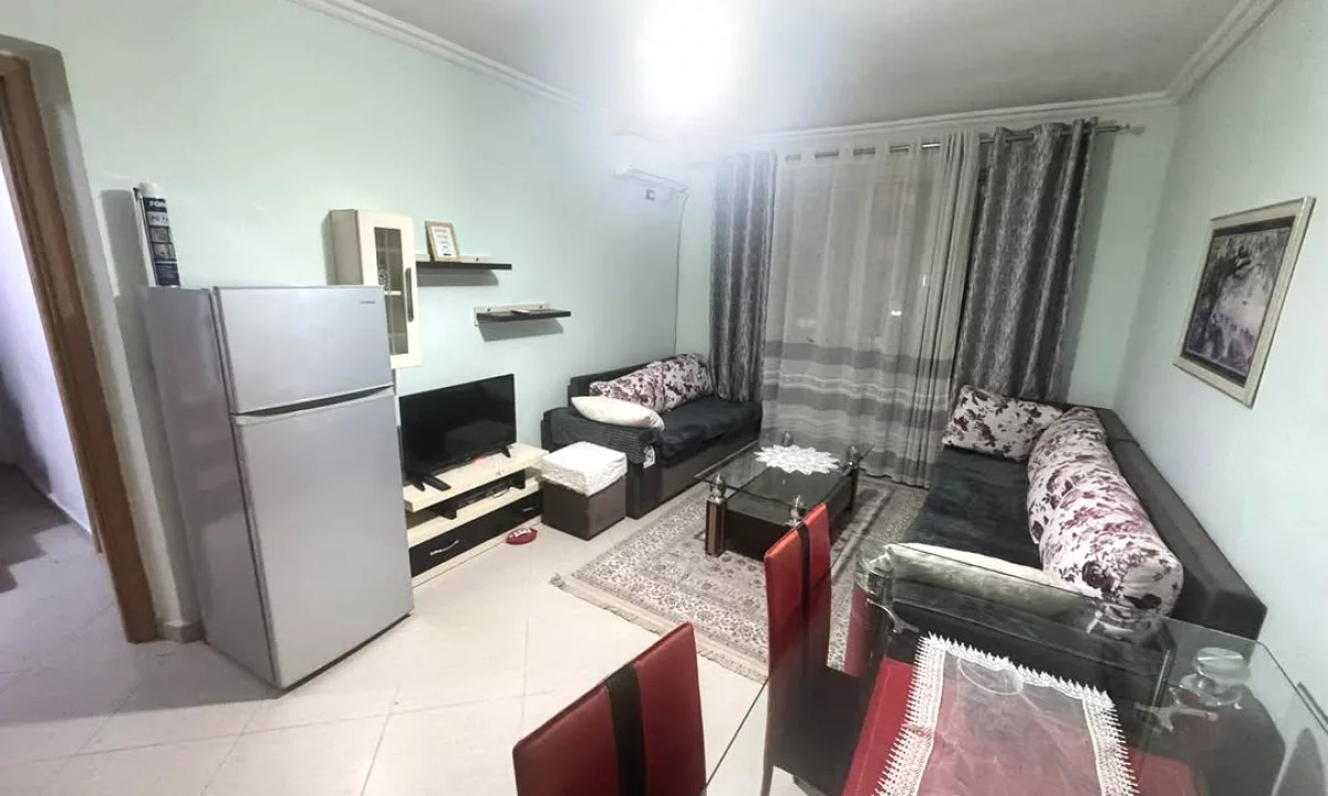 Shtepi me qera Apartament ne Tirane, 2+1, Mobilimi E mobiluar, Pagesa 60,000  Leke.