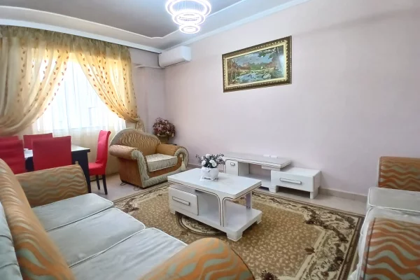 Shtepi me qera Apartament ne Tirane, 2+1, Mobilimi E mobiluar, Pagesa 70,000  Leke.