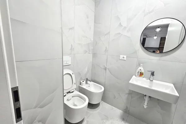 Shtepi me qera Apartament ne Tirane, 1+1, Mobilimi E mobiluar, Pagesa 43,000  Leke.