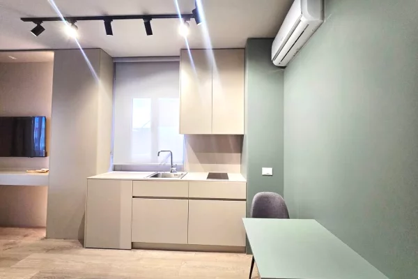 Shtepi ne shitje Apartament ne Tirane, Garsoniere, Mobilimi E mobiluar, Pagesa 289,000  Euro.