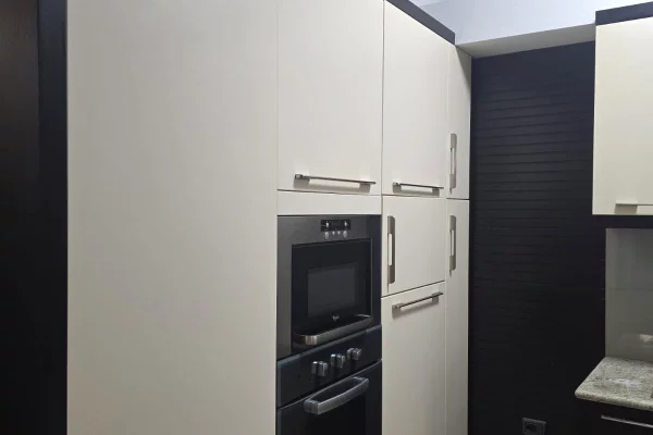 Shtepi me qera Apartament ne Tirane, 2+1, Mobilimi E mobiluar, Pagesa 600  Euro.