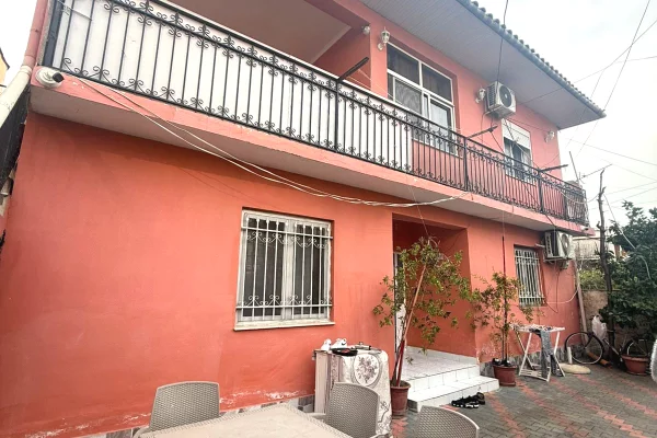 Jepet me Qera – Kati 2 i një Vile  📍 Fusha e Aviacionit