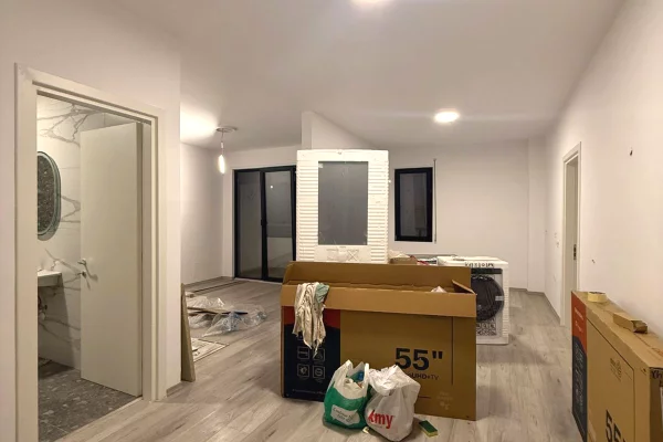 Shtepi me qera 1+1 ne Tirane - 80,000 Leke