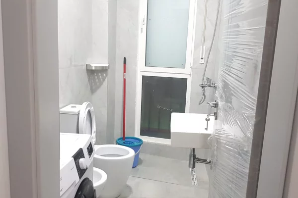 Shtepi me qera Apartament ne Tirane, 1+1, Mobilimi E mobiluar, Pagesa 700  Euro.