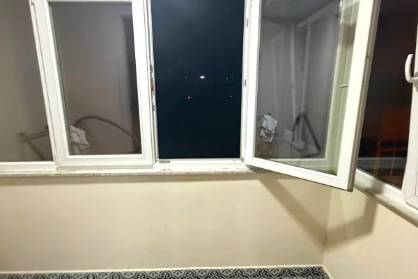 Shtepi ne shitje Apartament ne Tirane, 2+1, Mobilimi Bosh, pa mobiluar, Pagesa 265,000  Euro.