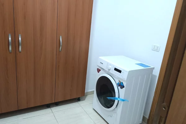 Shtepi me qera Apartament ne Tirane, 1+1, Mobilimi E mobiluar, Pagesa 65,000  Leke.