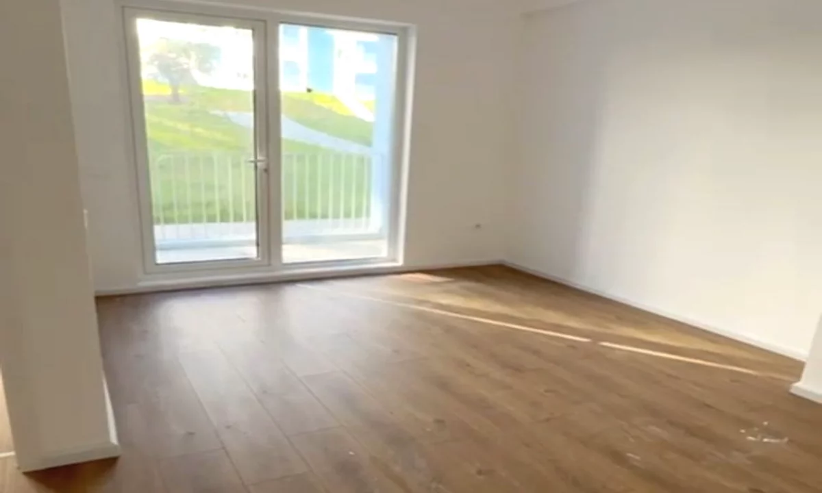 Shtepi ne shitje Apartament ne Tirane, 1+1, Mobilimi Bosh, pa mobiluar, Pagesa 69,000  Euro.