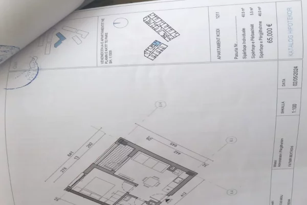 Shtepi ne shitje Apartament ne Tirane, 1+1, Mobilimi Bosh, pa mobiluar, Pagesa 69,000  Euro.