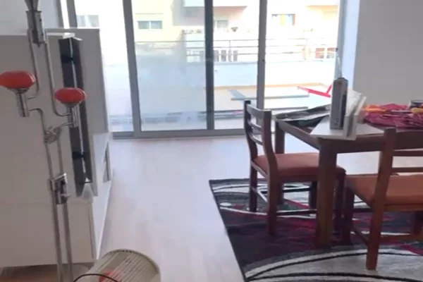 Shtepi ne shitje Apartament ne Tirane, 1+1, Mobilimi E mobiluar, Pagesa 11,000,000  Leke.