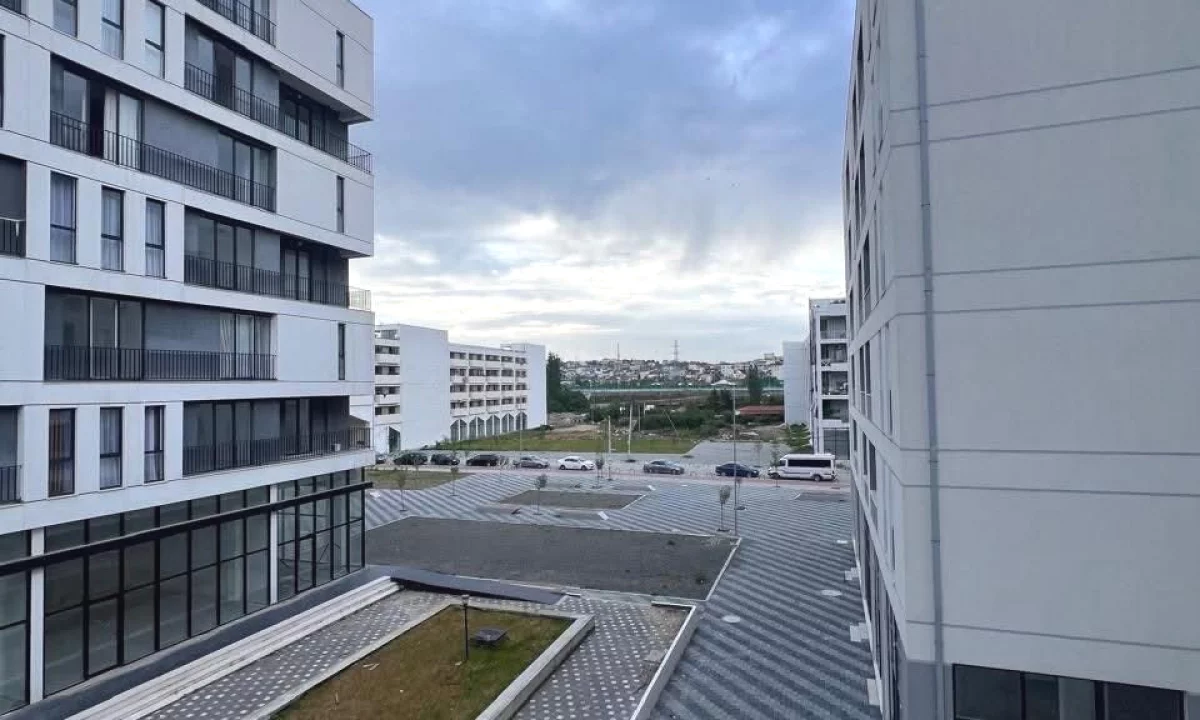 Shtepi ne shitje Apartament ne Tirane, 3+1, Mobilimi Bosh, pa mobiluar, Pagesa 159,000  Euro.