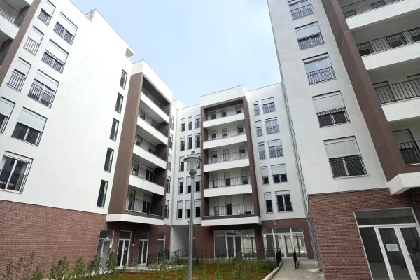 Shtepi ne shitje Apartament ne Tirane, 3+1, Mobilimi Bosh, pa mobiluar, Pagesa 159,000  Euro.