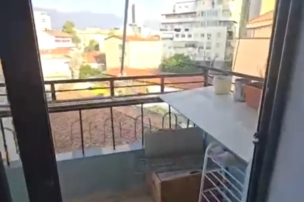 Shtepi me qera Apartament ne Tirane, 1+1, Mobilimi E mobiluar, Pagesa 500  Euro.