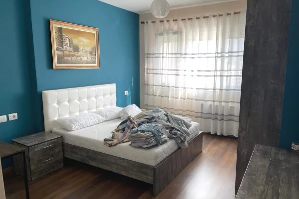 Shtepi me qera Apartament ne Tirane, 2+1, Mobilimi E mobiluar, Pagesa 850  Euro.