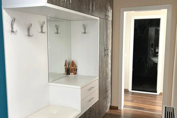 Shtepi me qera Apartament ne Tirane, 2+1, Mobilimi E mobiluar, Pagesa 850  Euro.