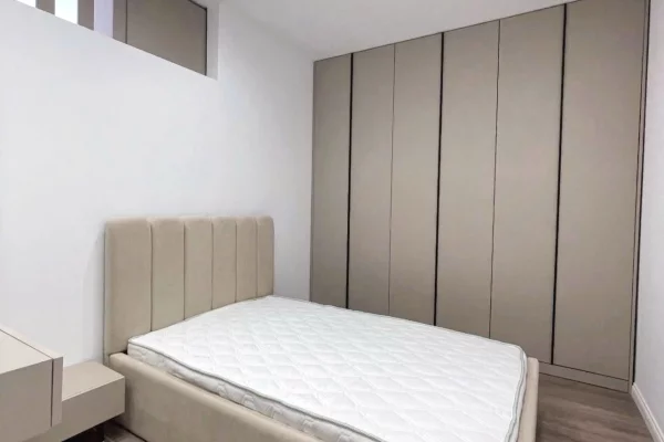 Shtepi me qera Apartament ne Tirane, 2+1, Mobilimi E mobiluar, Pagesa 900  Euro.