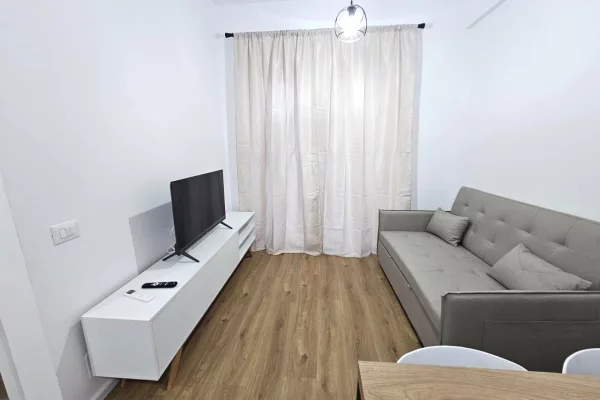Shtepi me qera 1+1 ne Tirane - 400 Euro