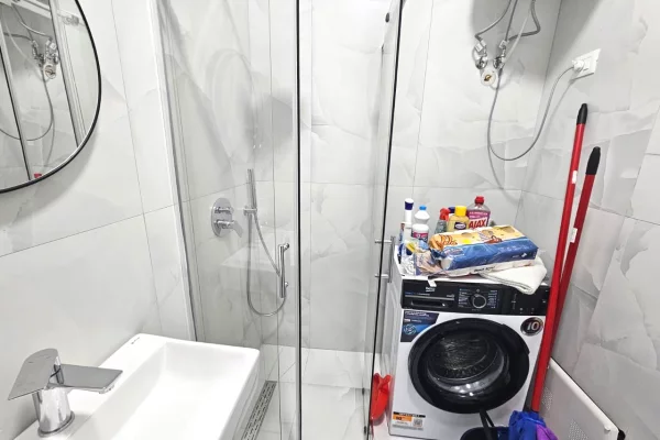 Shtepi me qera Apartament ne Tirane, 1+1, Mobilimi E mobiluar, Pagesa 400  Euro.